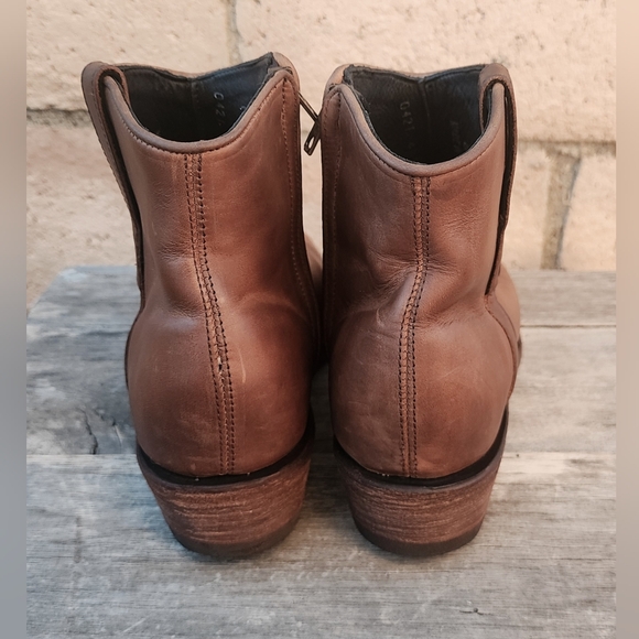 $289 Size 8 Overland ankle western brown leather zip boots - Picture 10 of 16
